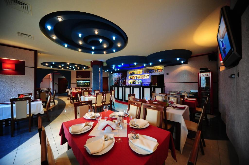 Hotel Spinaker Леба Экстерьер фото