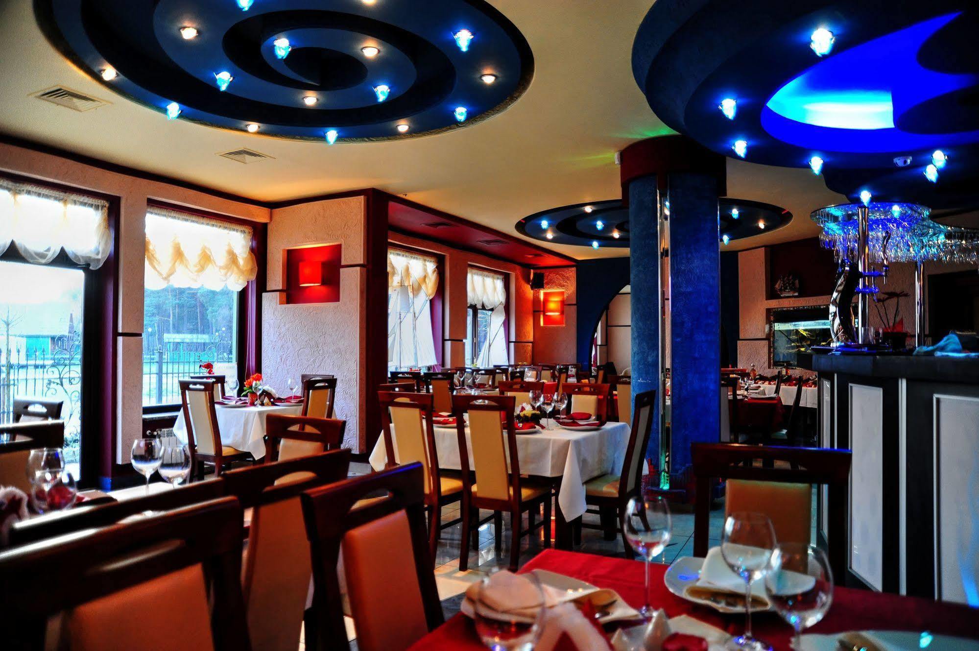 Hotel Spinaker Леба Экстерьер фото