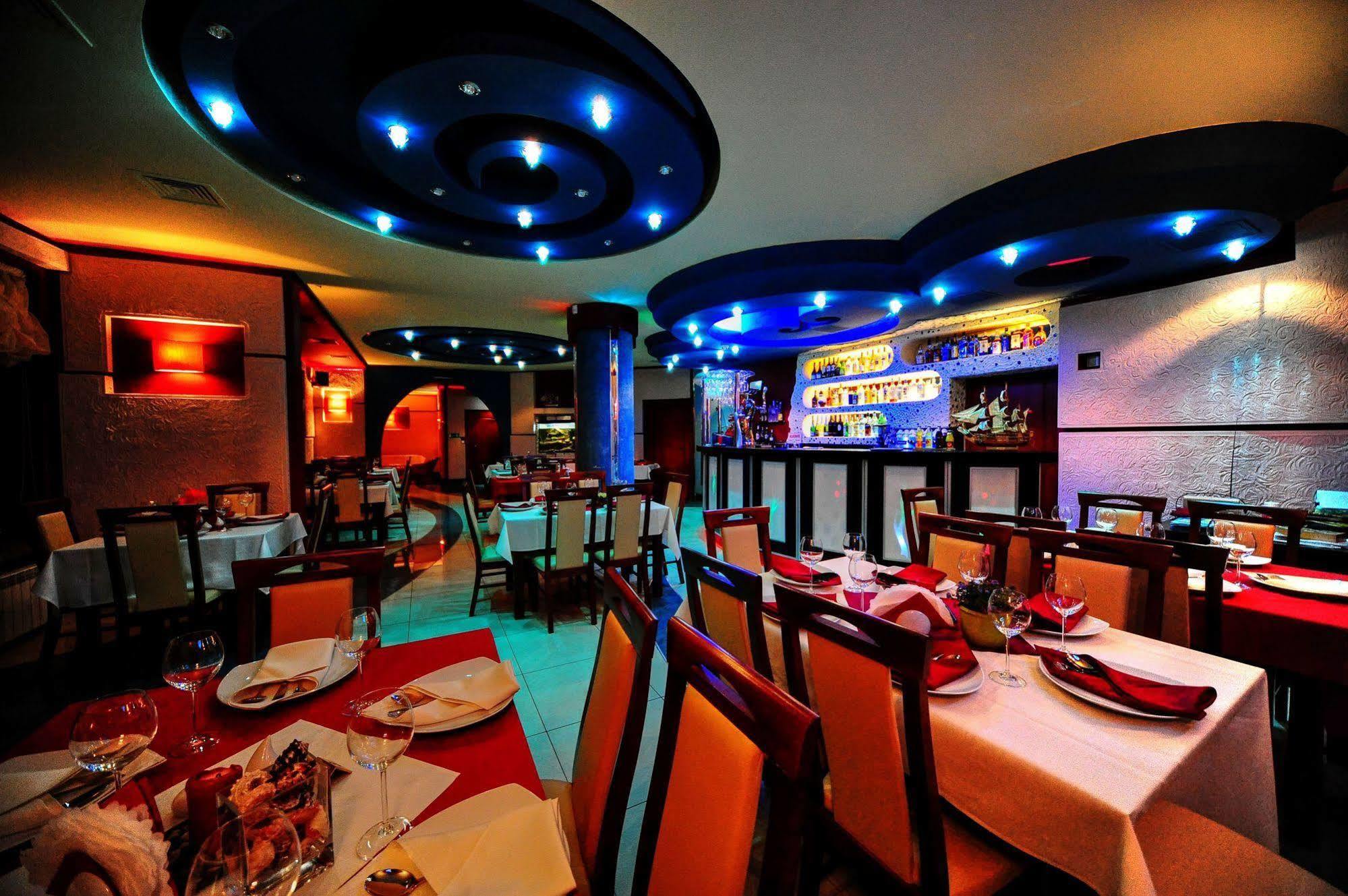 Hotel Spinaker Леба Экстерьер фото
