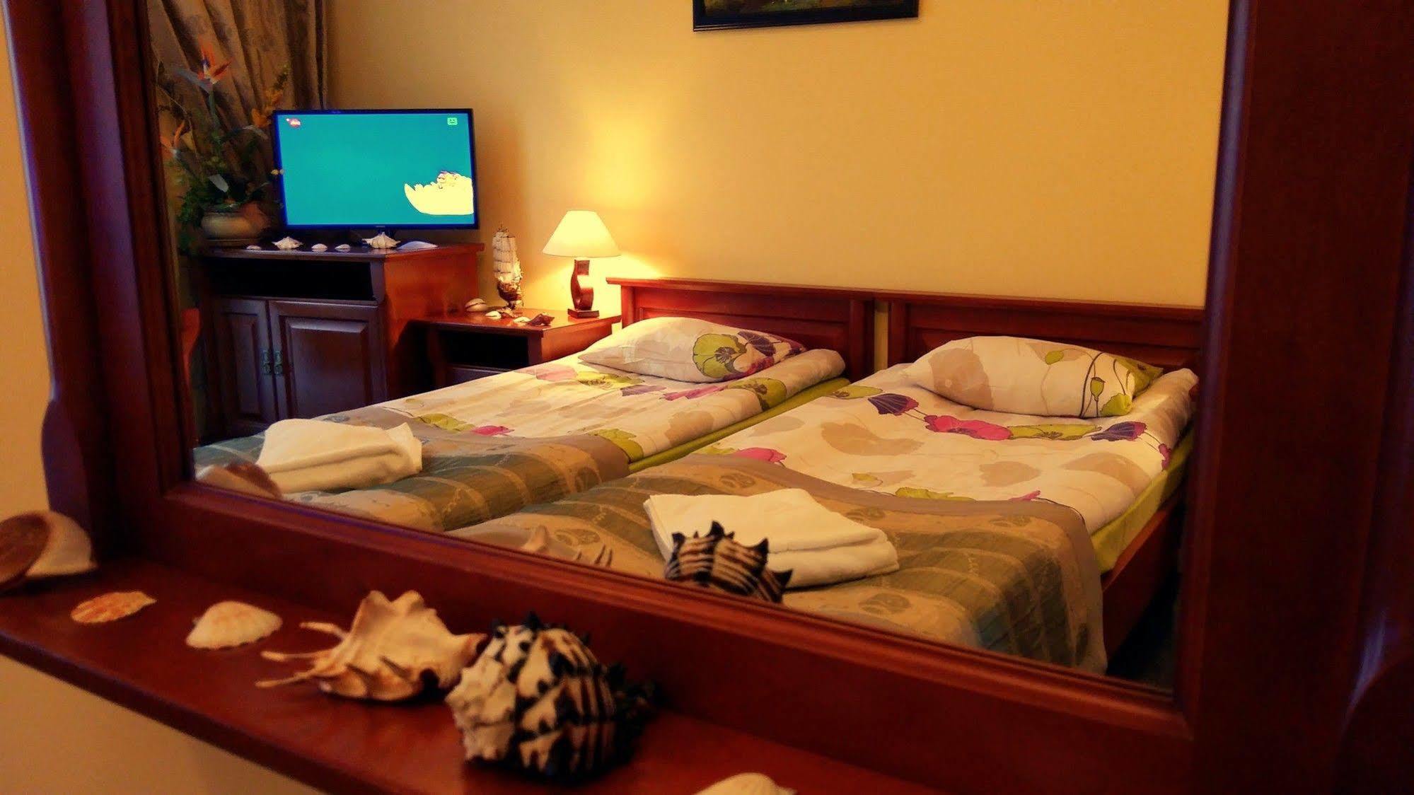 Hotel Spinaker Леба Экстерьер фото